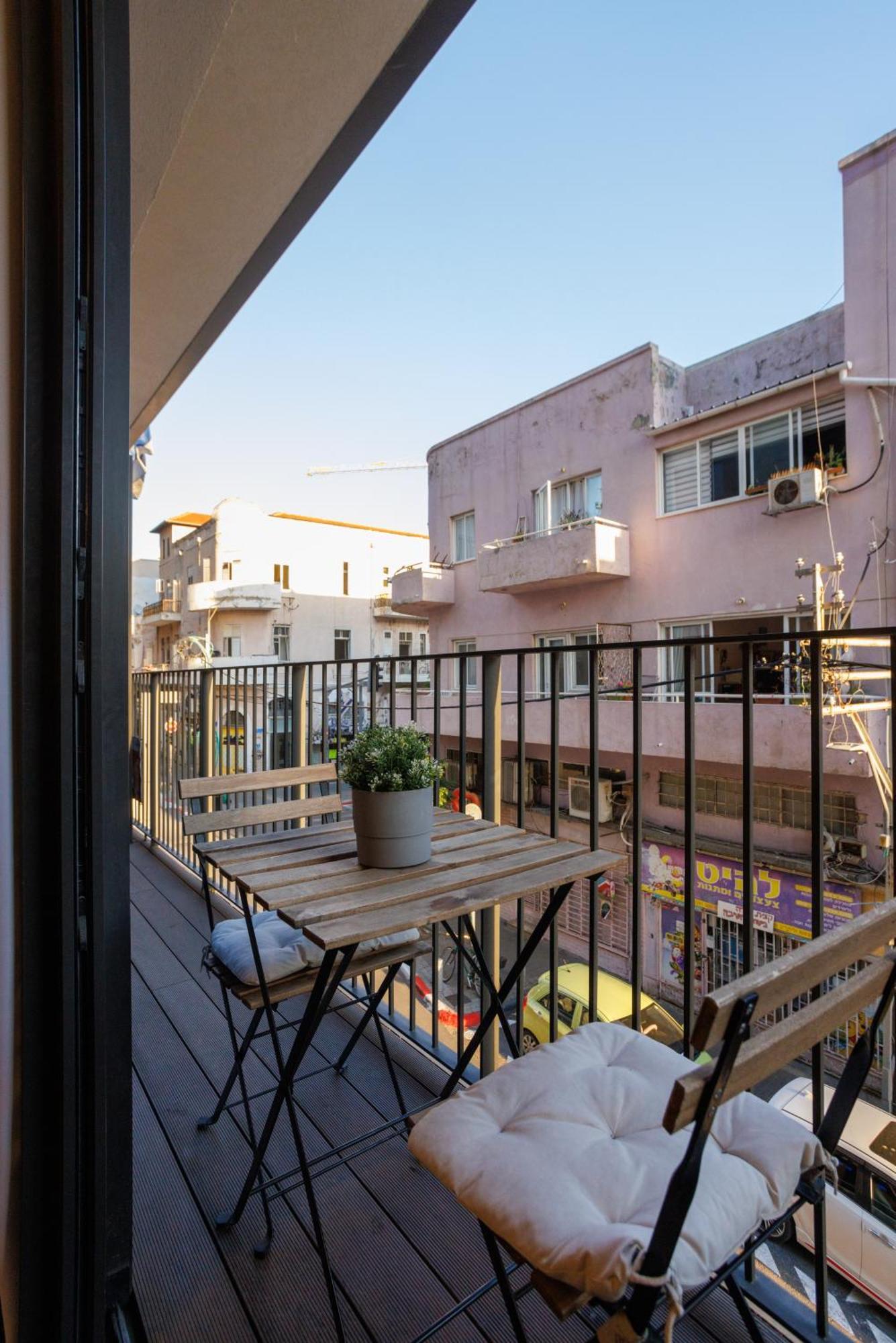 Herzl Luxury Hotel By Nimizz Tel Aviv Exterior foto